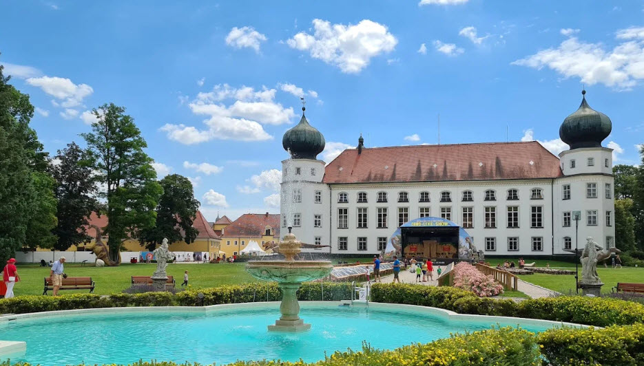 Schloss Tüßling, Germany
